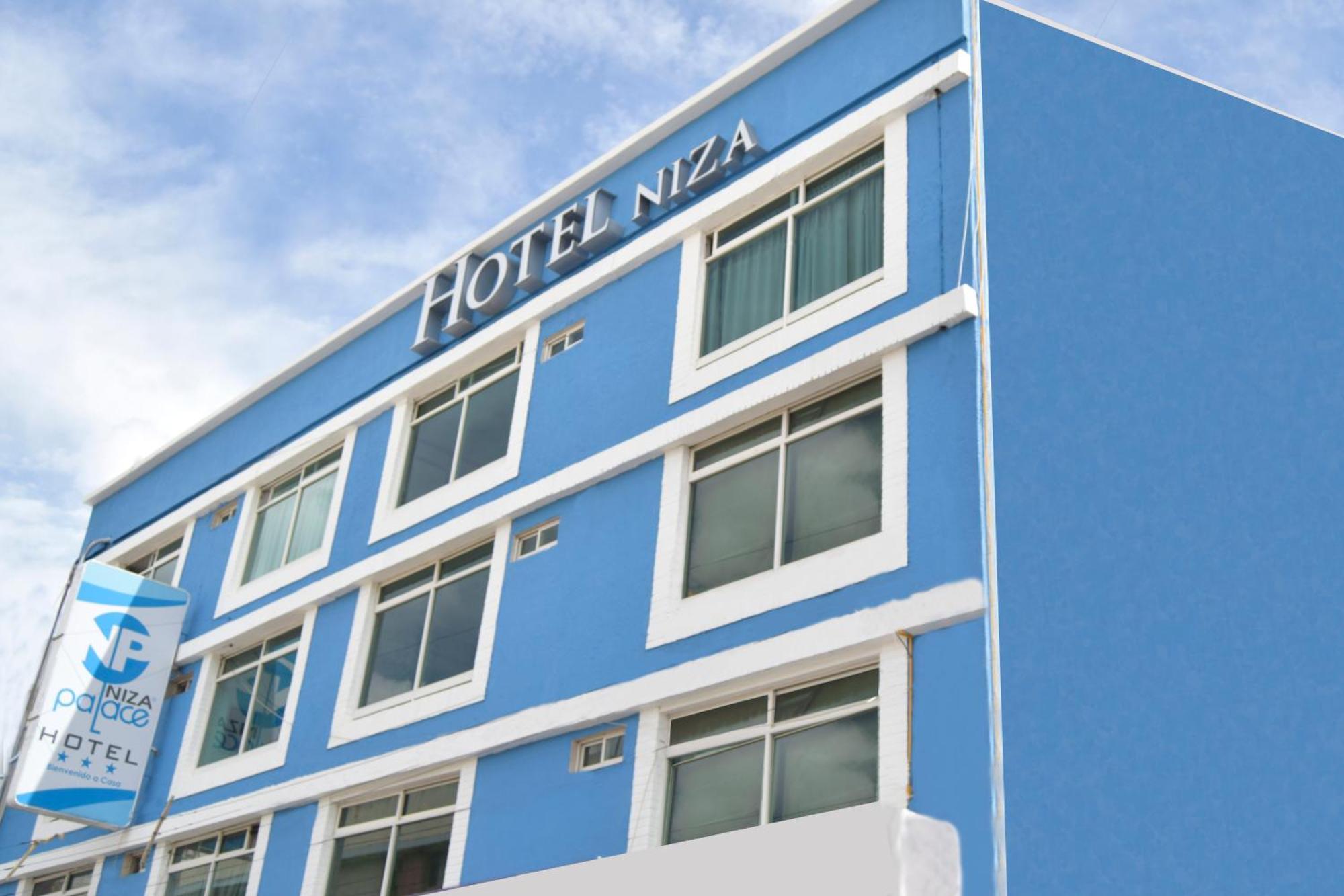 Hotel Niza Zona Piel Leon Exterior photo